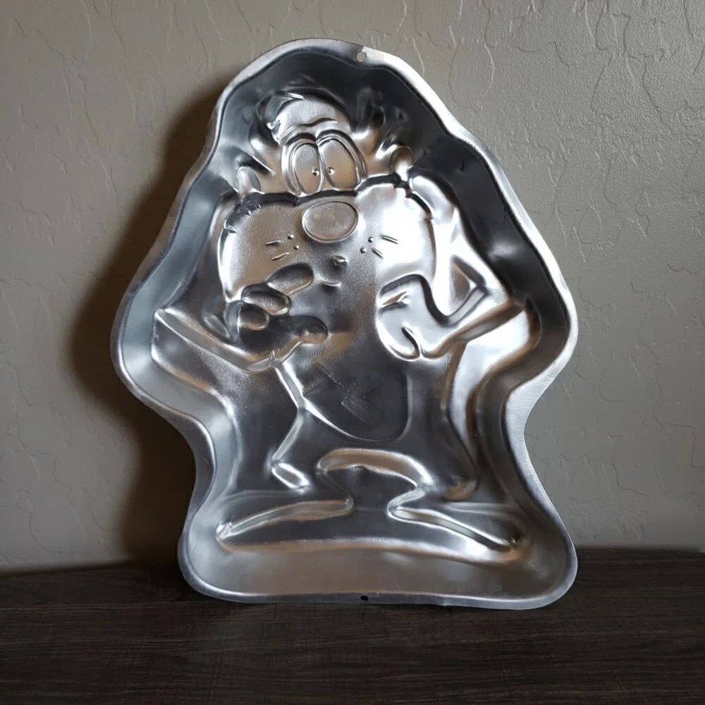 Wilton Vintage Cake Pan 1995 Taz Looney Tunes Tasmanian Devil Aluminum Mold